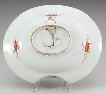An imari barber´s dish, Qing dynasty, Kangxi (1662-1722).