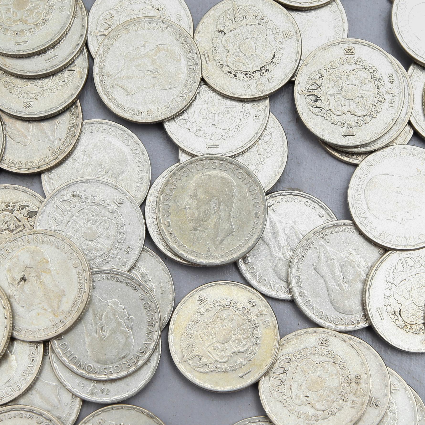 SILVERMYNT, enkronor, Gustaf V, 1942. Vikt ca 550 gram.
