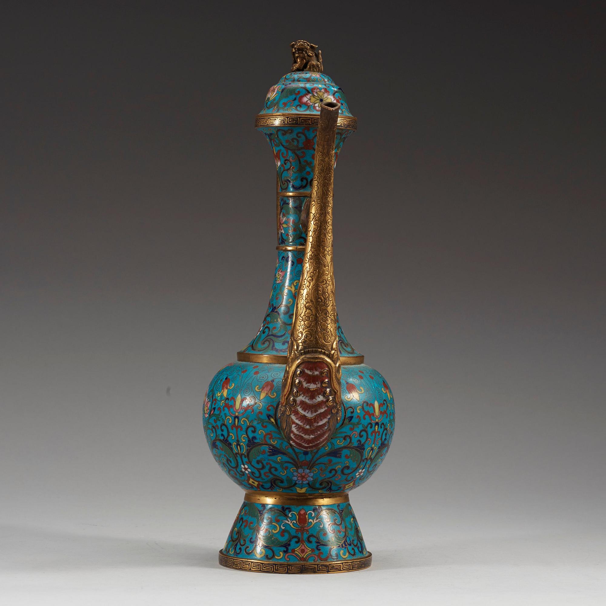 KANNA, cloisonné. Qing dynastin, sekelskifte 1900.