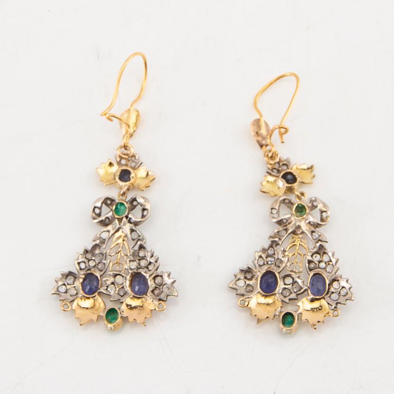 Earrings 18K gold and silver with rose-cut diamonds and colored gemstones.