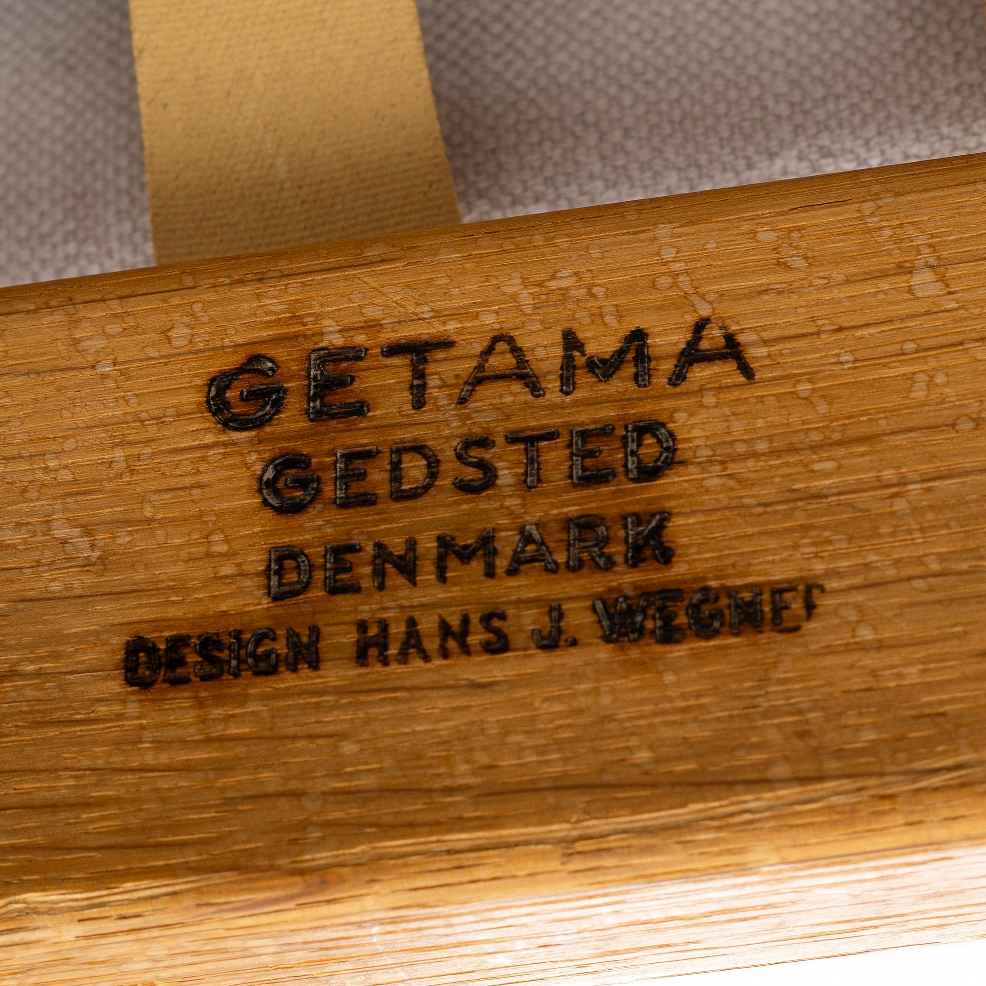 Hans J. Wegner, armchairs, a pair, "GE375", Getama, Gedsted, Denmark.