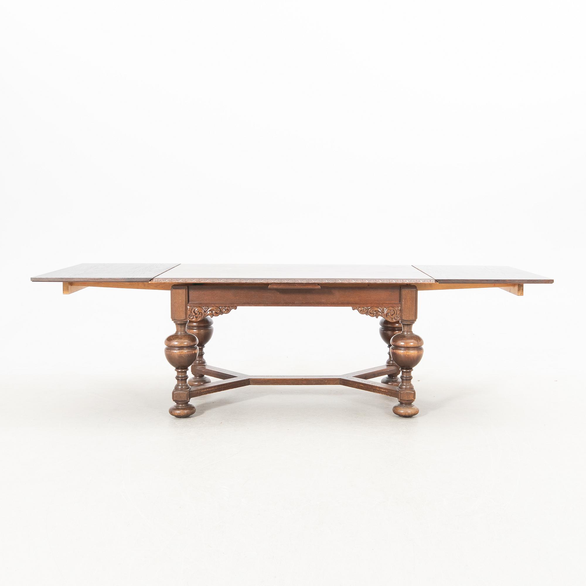 Dining group 11 pcs Baroque style 1920s/30s Almgren & Plynning Helsingborg.