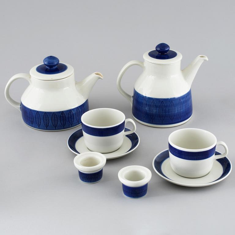 A tea/coffee set of 12 pcs by Hertha Bengtsson for Rörstrand, in production 1956-1988.