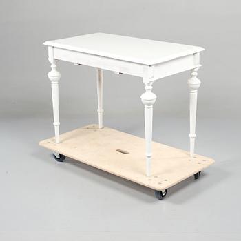 SKRIVBORD, nyrenässans, sent 1800-tal.