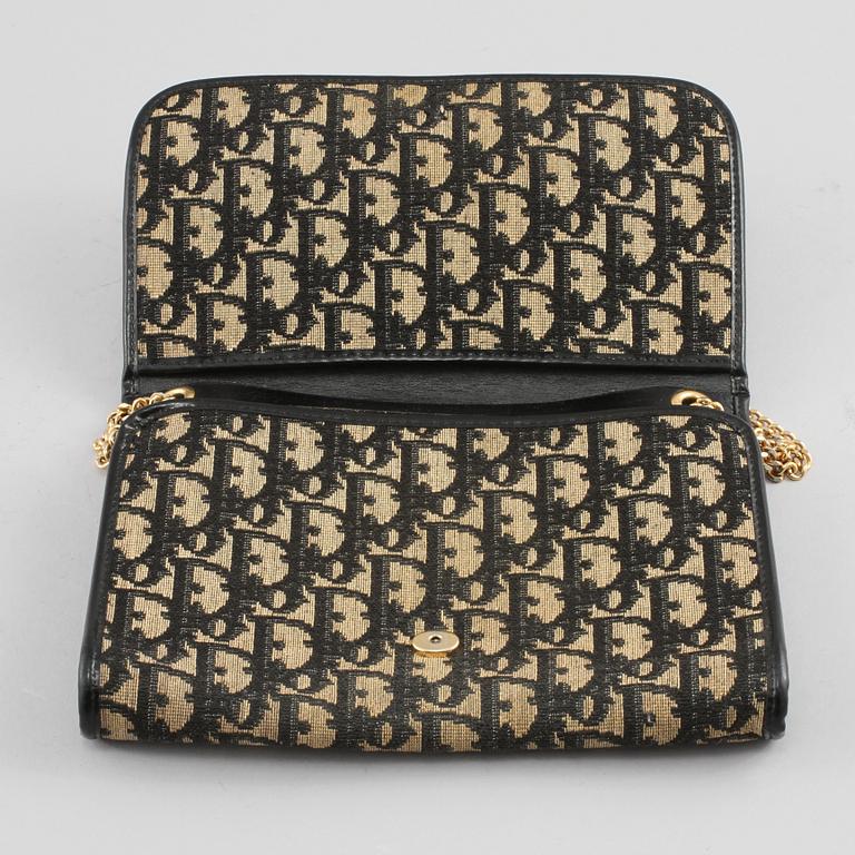 VÄSKA, Dior.