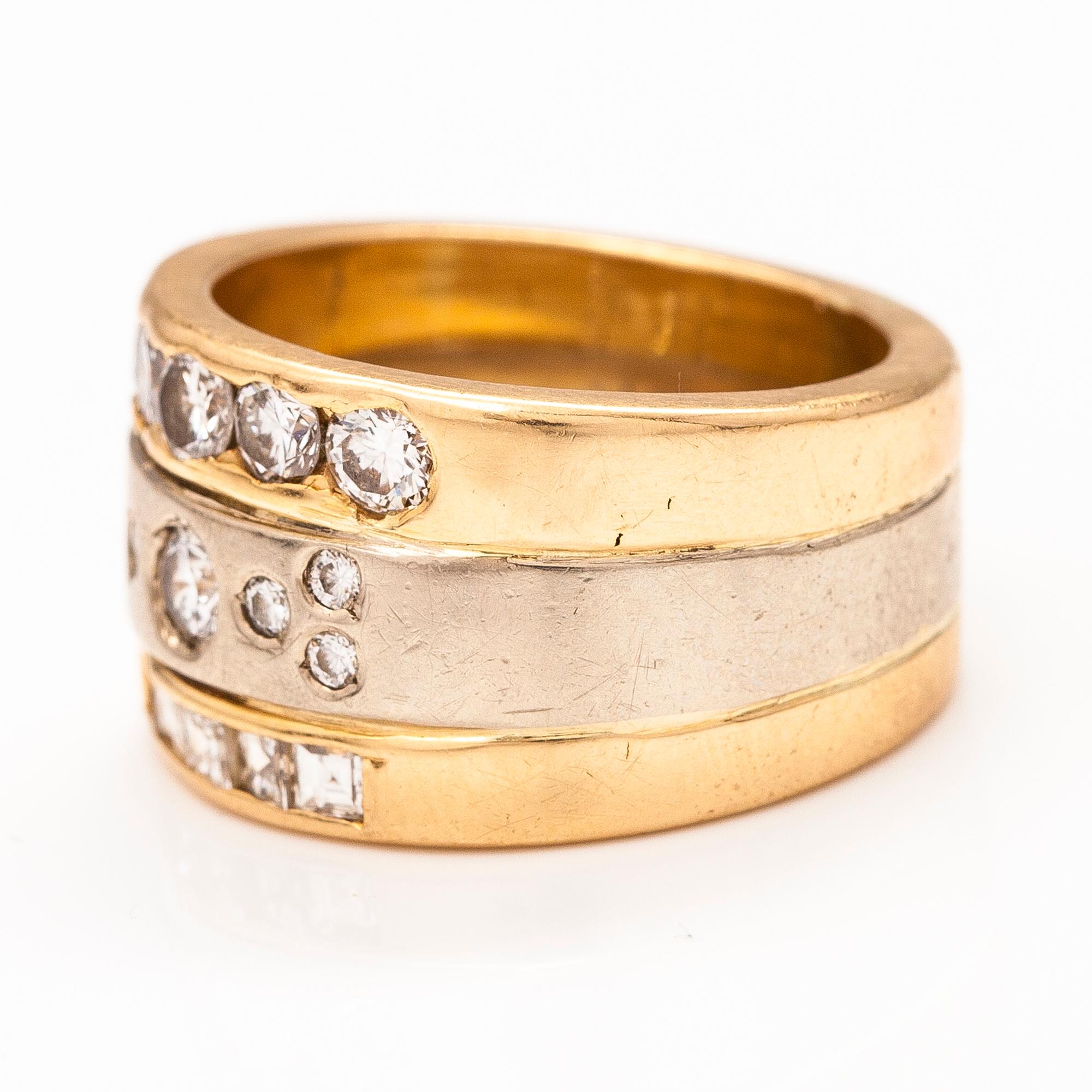 SORMUS, 18K kultaa, briljantti- ja princesshiotut timantit n. 1.67 ct yht. Tmi Kultajussi, Helsinki 2004.