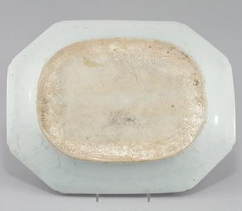 STEKFAT, porslin, Kina, 1700-tal.