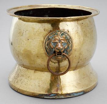 YTTERFODER, mässing, 1800-talets första hälft.