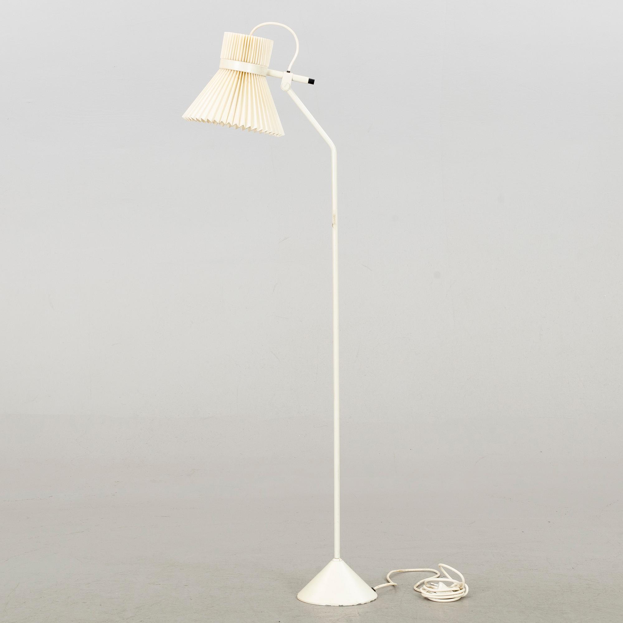 A LE KLINT FLOOR LAMP MODELL 392.