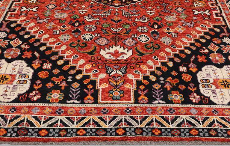 A Shirazi carpet, 299 x 200 cm.