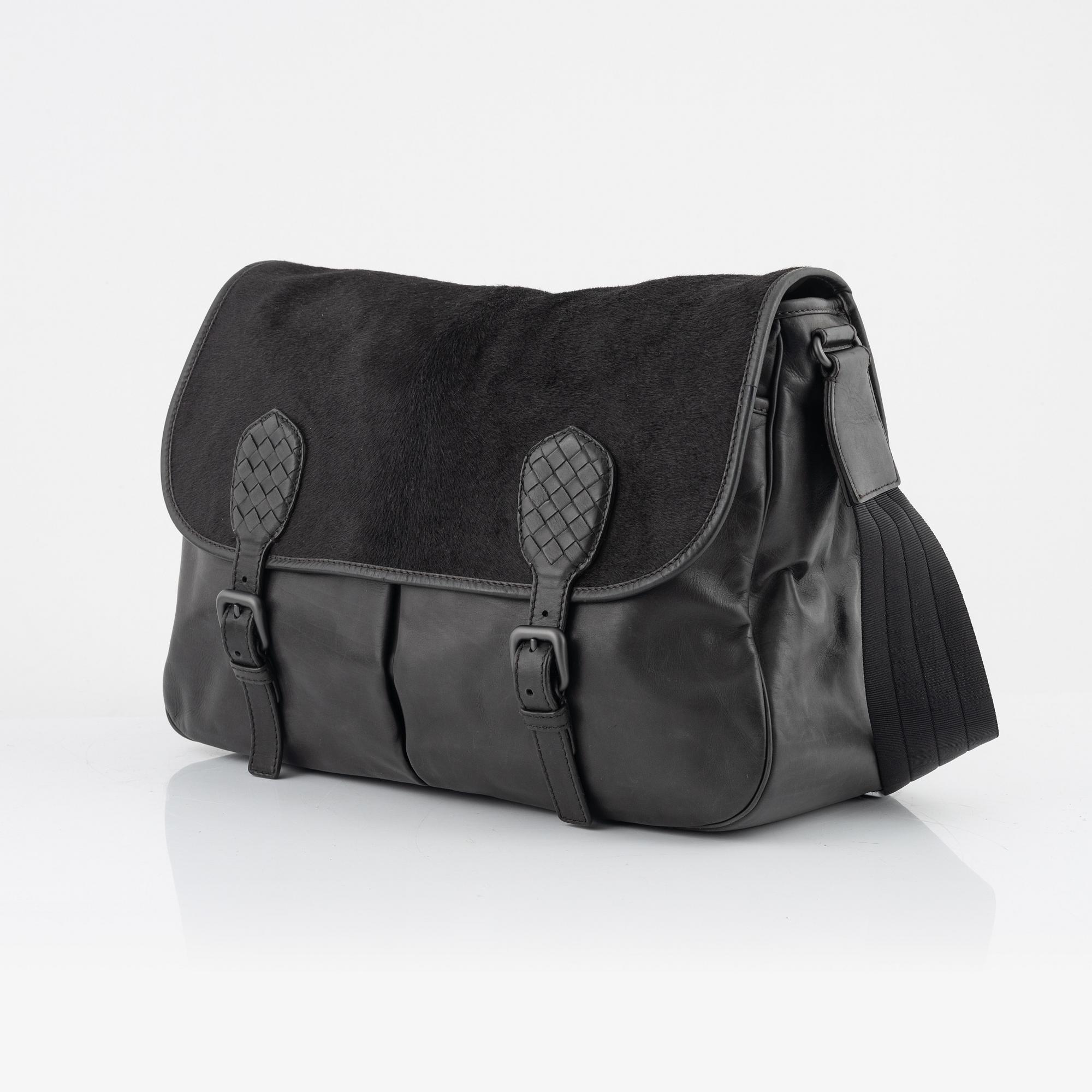 Bottega Veneta, väska "Gardena Messenger bag".