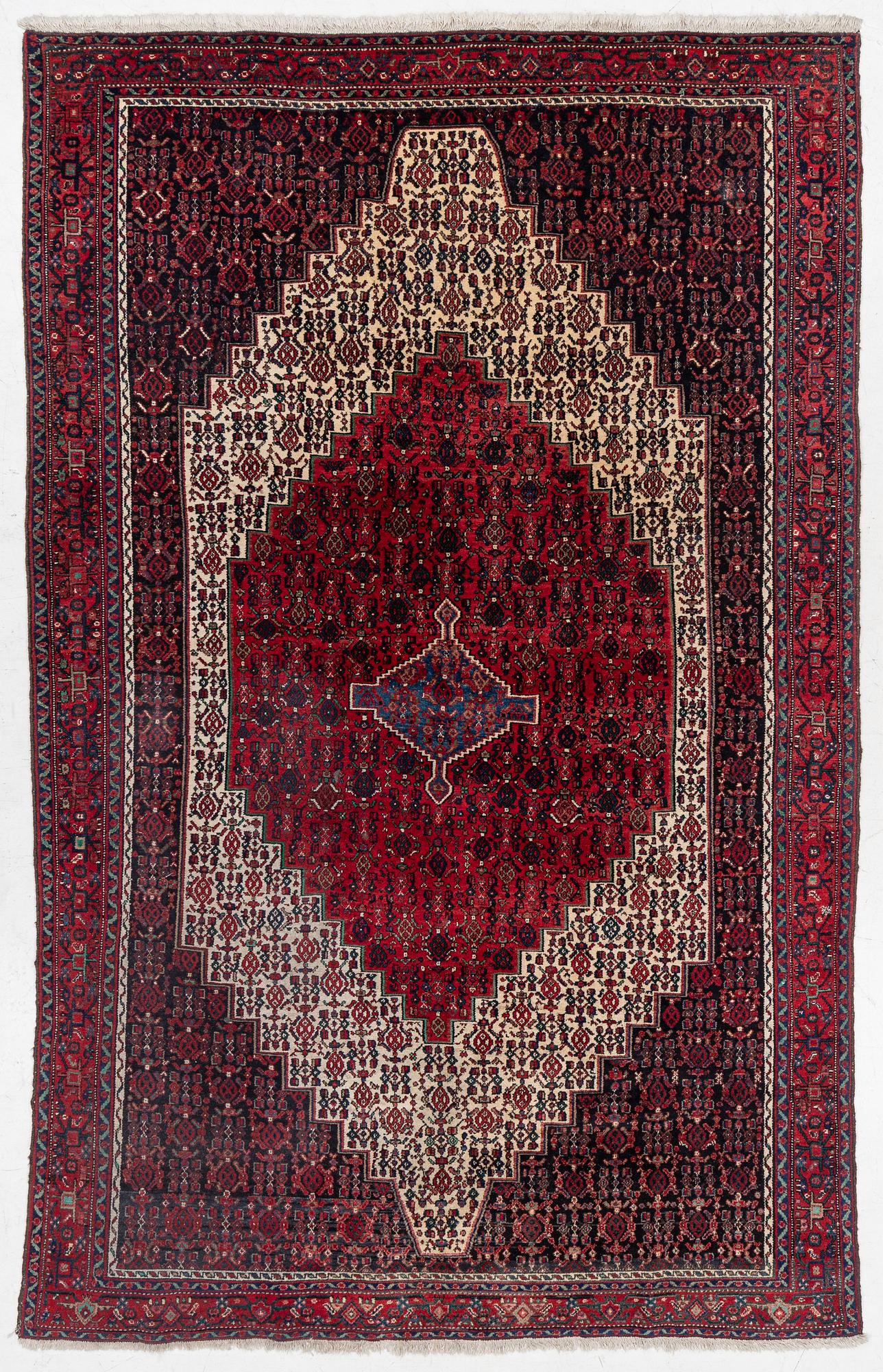 Matta, Senneh ca 330 x 205 cm.