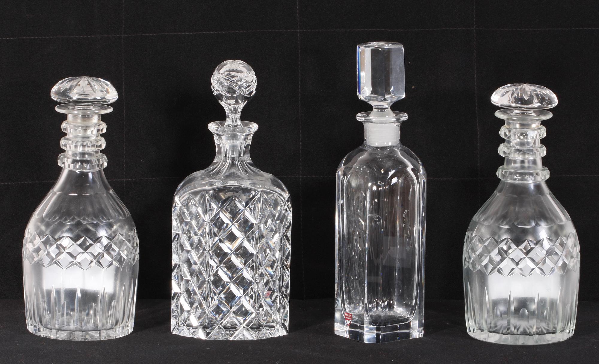 PARTI KARAFFER, 4 st, glas, bl a Orrefors.