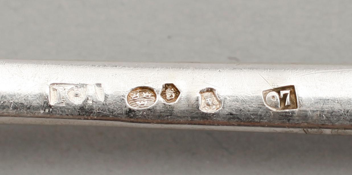 SAMLING BESTICK, silver. Tot vikt 307 g.