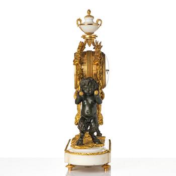 Bordspendyl, Parisarbete, sent 1700-tal, Louis XVI.