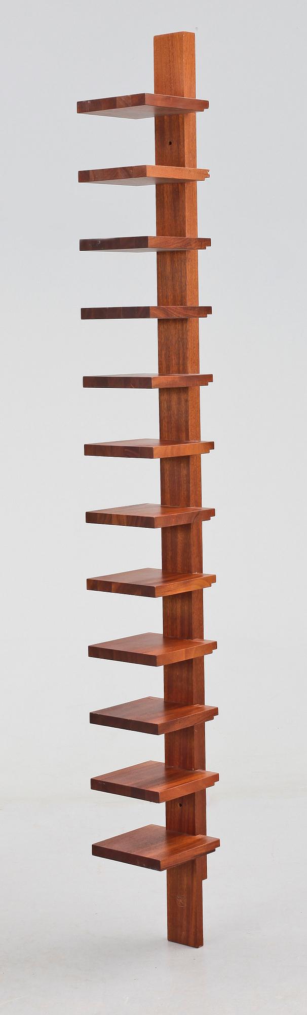 HYLLA, "Pilaster", design John Kandell för Källemo.