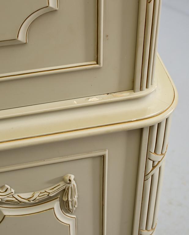 SKÅP, gustaviansk stil, Alsterbro möbeltillverkning, 1900-talets andra hälft.