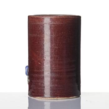 A bisquit glazed brush pot, Bitong, Qing dynasty, Kangxi (1662-1722).