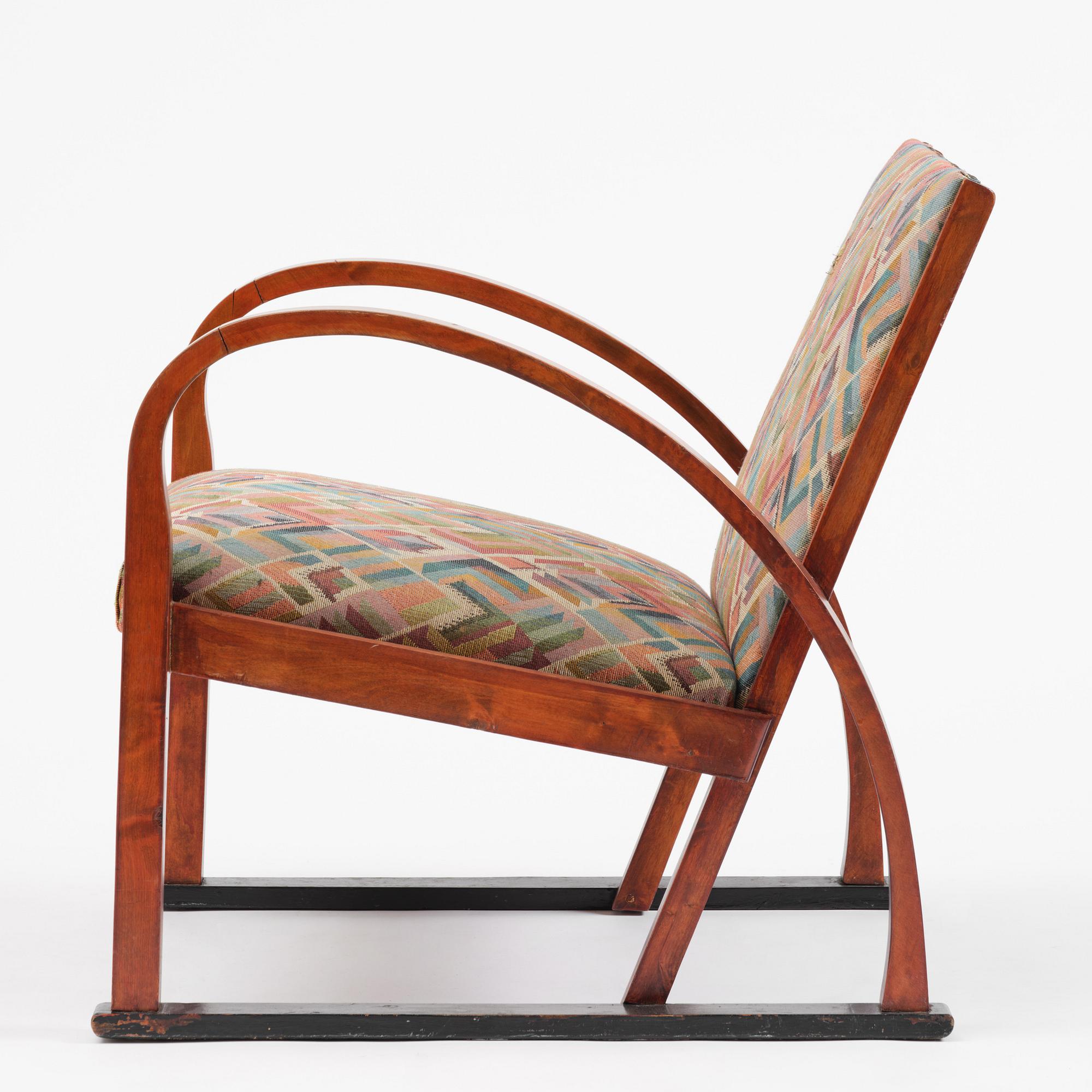 A functionalist armchair, 1930s.