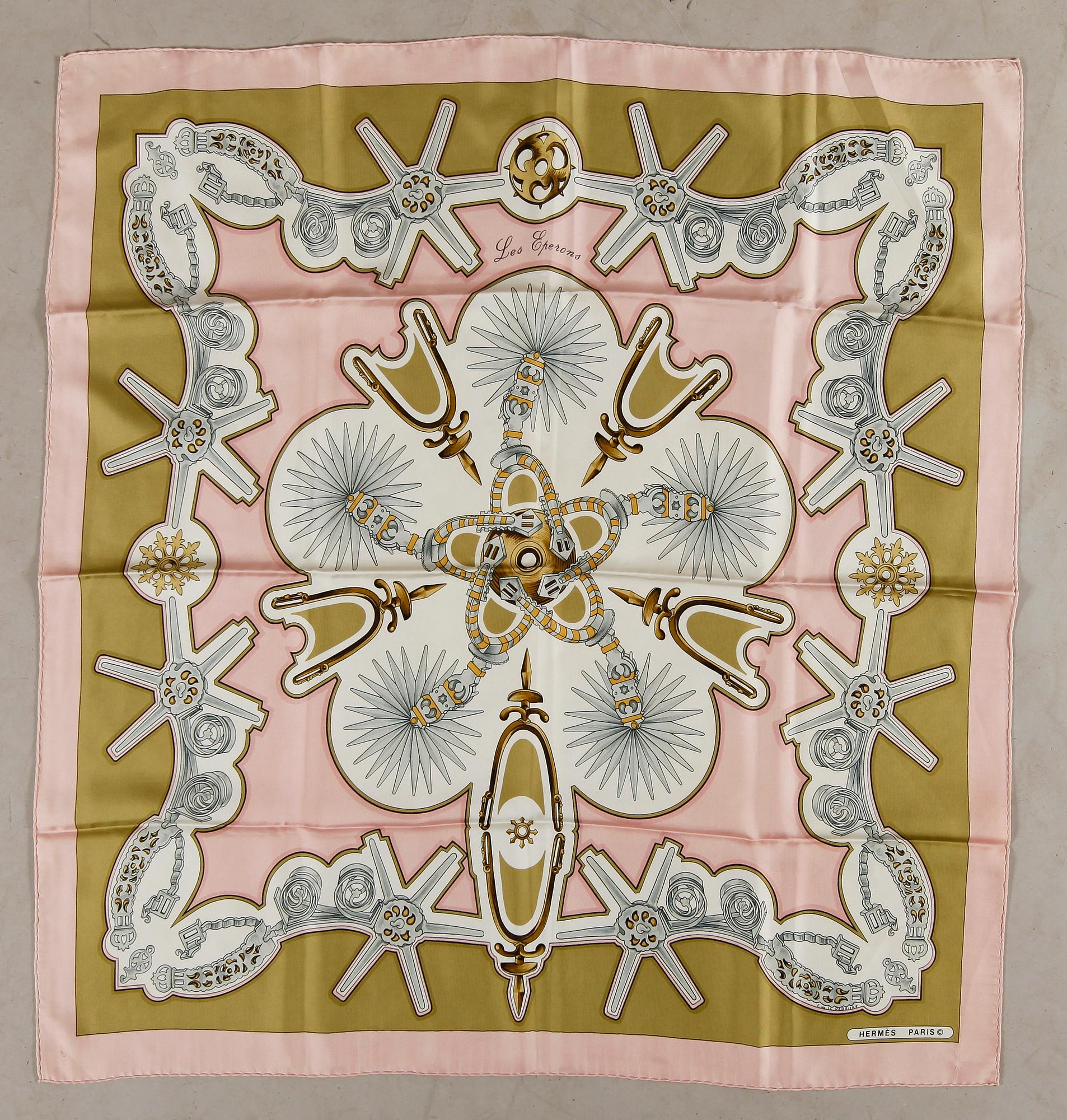 SCARF, siden, "Les Eperons", Hermés, Paris.