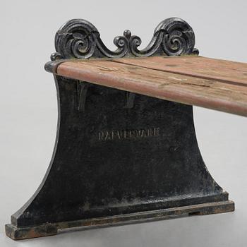 Folke Bensow, a Swedish Grace "Parkbänk N:r 1" bench, Näfveqvarns bruk.