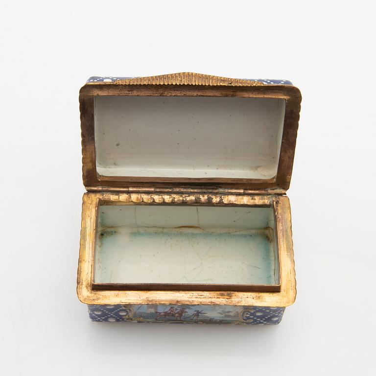 Enamel box Louis XV style, probably France, late 19th century.