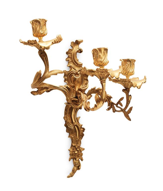 APPLIQUER, för tre ljus, fyra stycken. Louis XV-stil, 1800-tal.
