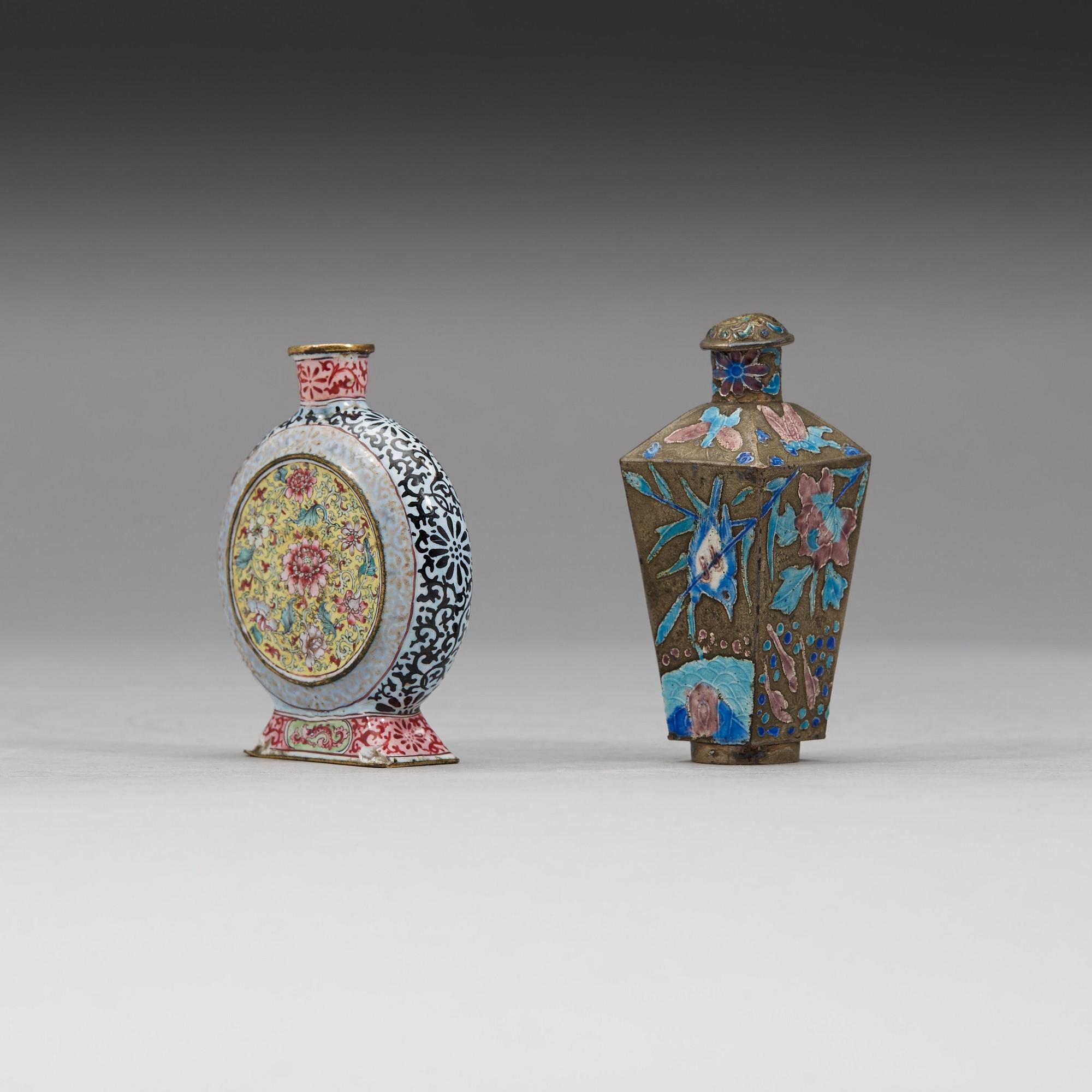 An enamel on copper and and enamel on silver snuff bottle, Qing dynasty, (1644-1912).