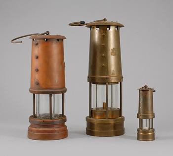 FOTOGENLYKTOR, 3 st, 1900-tales fjärde kvartal.