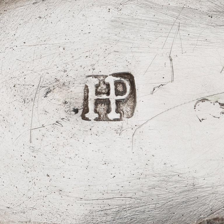 BRÄNNVINSSKÅL, icke identifierad mästarstämpel HP, Nederländerna. Daterad 1716.