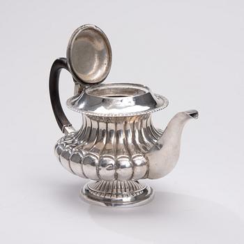 KAFFEKANNA, silver, Adam Ingman Kuopio 1836, vikt 542 g.