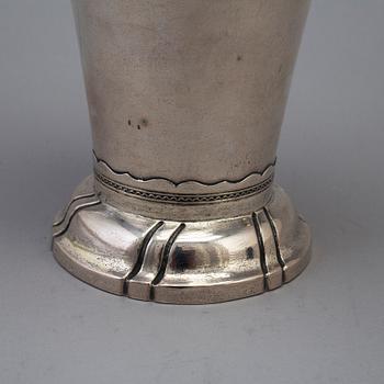 STEPHAN WESTERSTRÅHLE, a parcel-gilt beaker, Stockholm 1792.