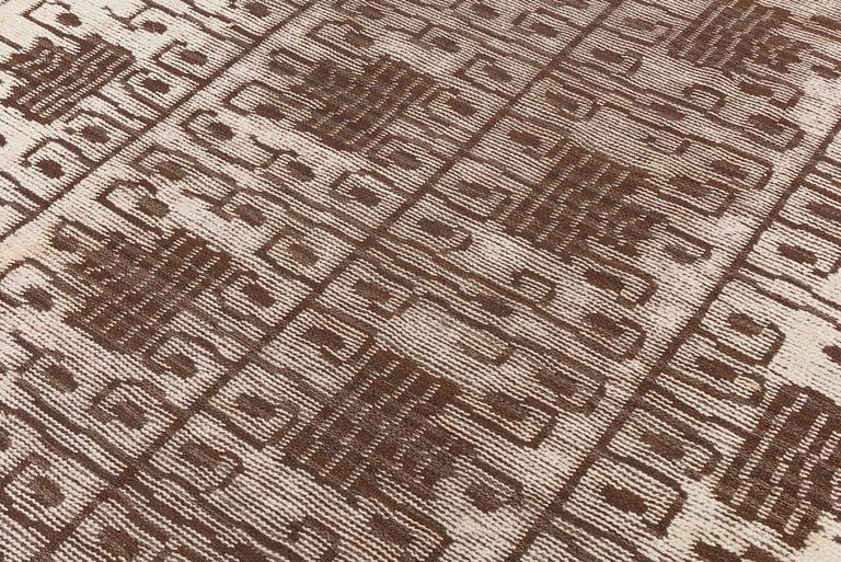 Märta Måås-Fjetterström, A 'Skvattram' carpet, knotted pile in relief, ca 365 x 228 cm, signed AB MMF.