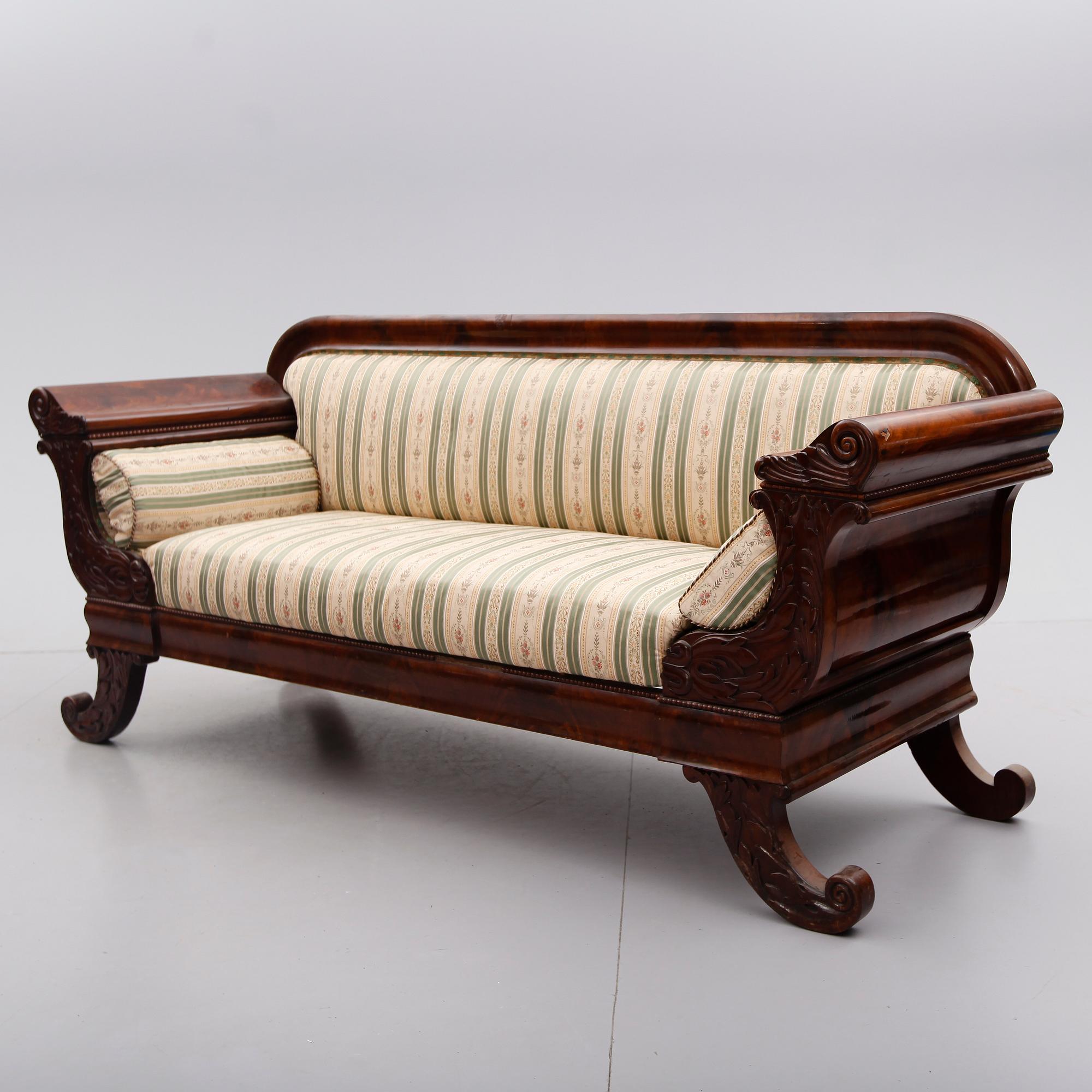 SOFFA, senempire, 1800-talets första hälft.