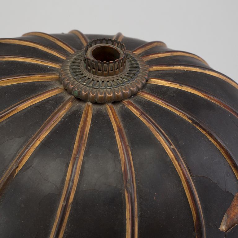KABUTO, Edo, mei Yamato no Kami Fujiwara Ietsugu, Haruta-school. circa 1620.