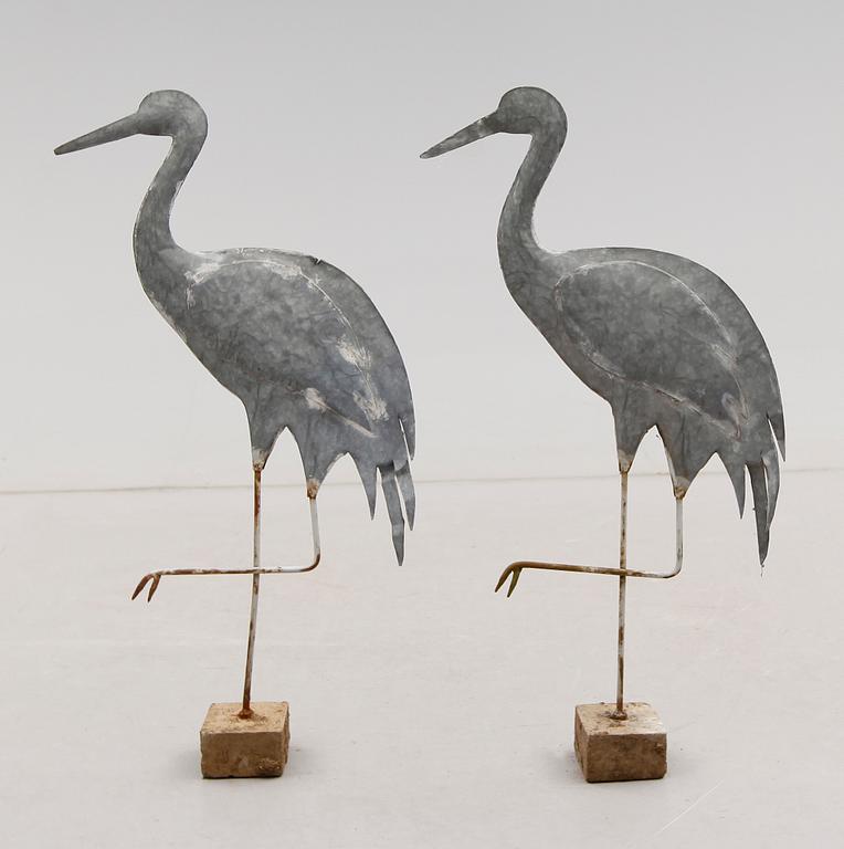 TRÄDGÅRDSFIGURER, 2 st, plåt, 1900-talets andra hälft.