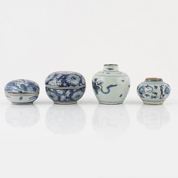 Two blue and white jars and two blue and white boxes, late Ming dynasty, 17th Century.