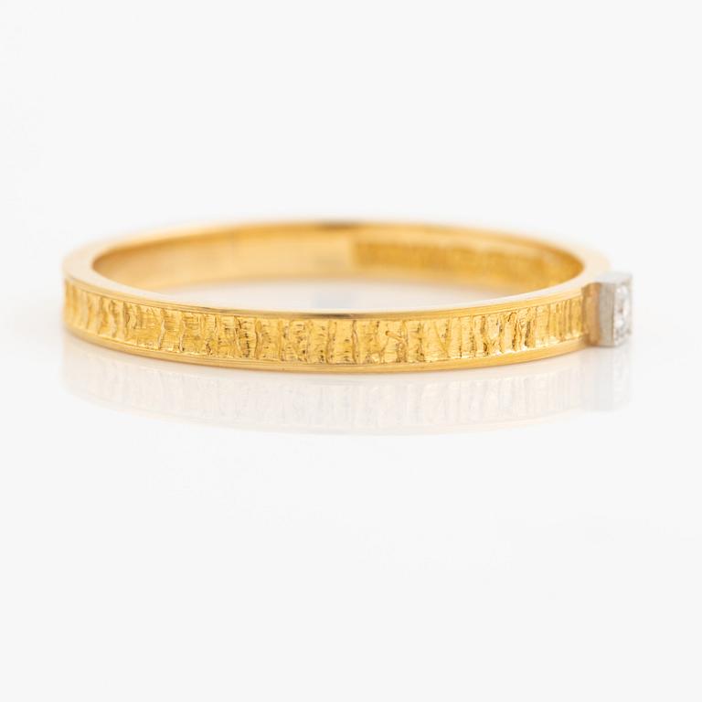 Lapponia ring 18K guld med en åttkantslipad diamant, Finland 1978.
