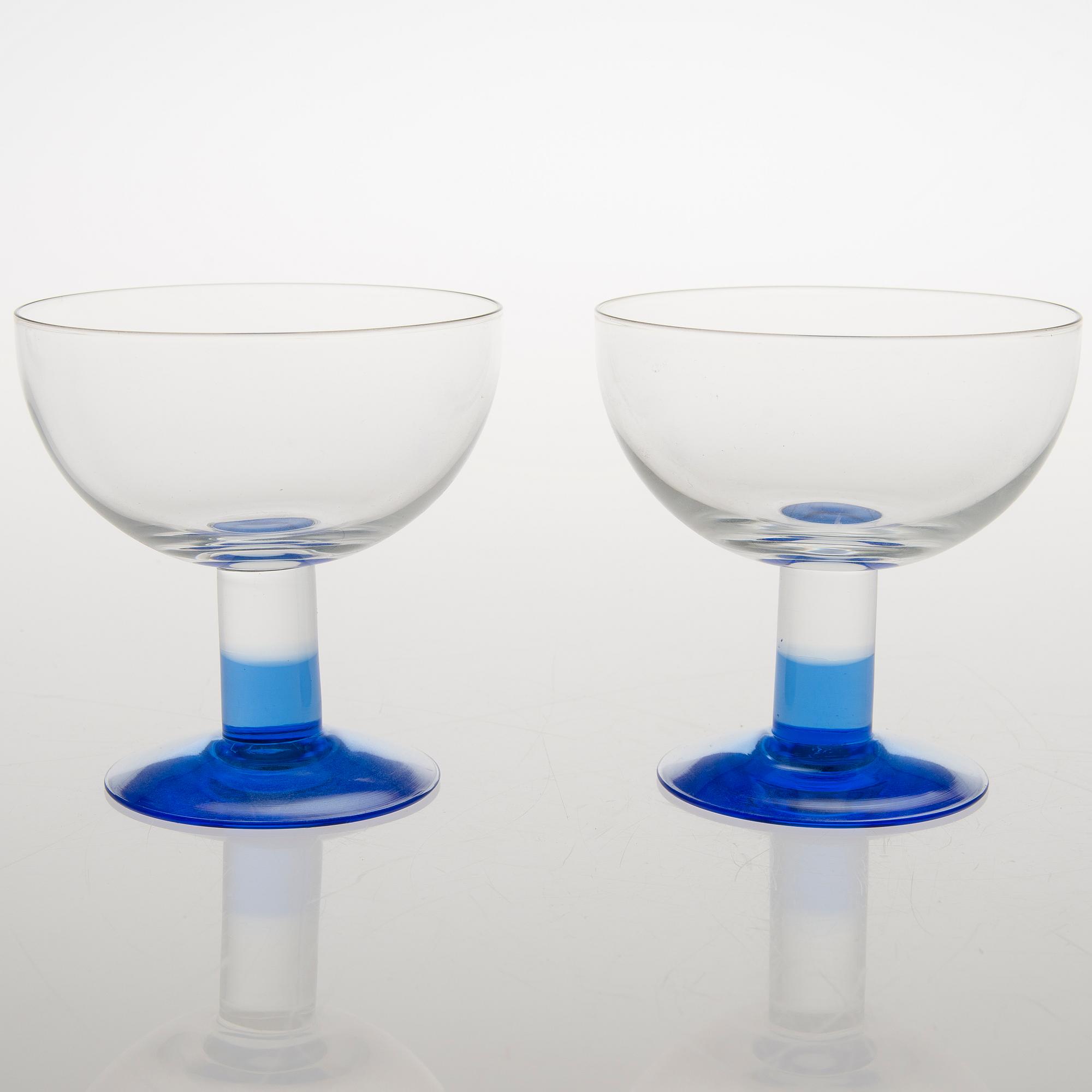KERTTU NURMINEN, GLASSERVISDELAR, 23 st, "Mondo", Iittala 1900-talets senare hälft.