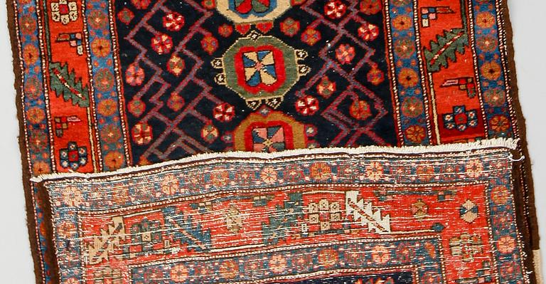 MATTA, persisk, old, galleri. Ca 410 x 100 cm.