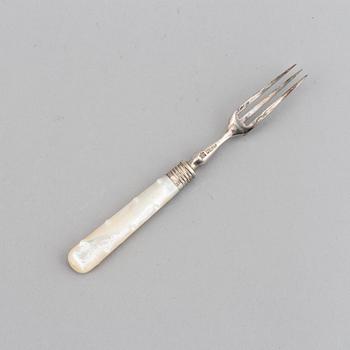 BESTICK, 24 delar, silver och pärlemor, Sheffield 1903.