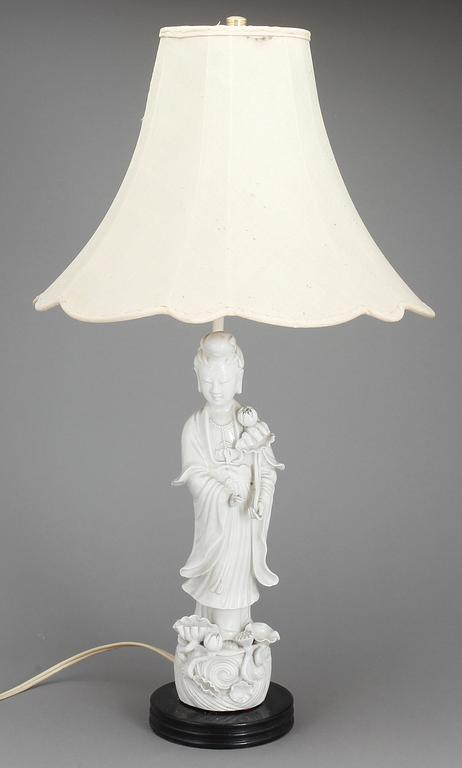 BORDSLAMPA, blanc de chine, Kina, 1900-tal.