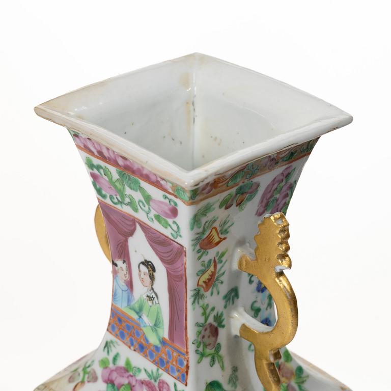 A famille rose Canton vase, Qing dynasty, 19th century.