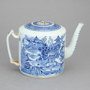 TEKANNA, porslin, Jiaqing, Kina, omkring år 1800.