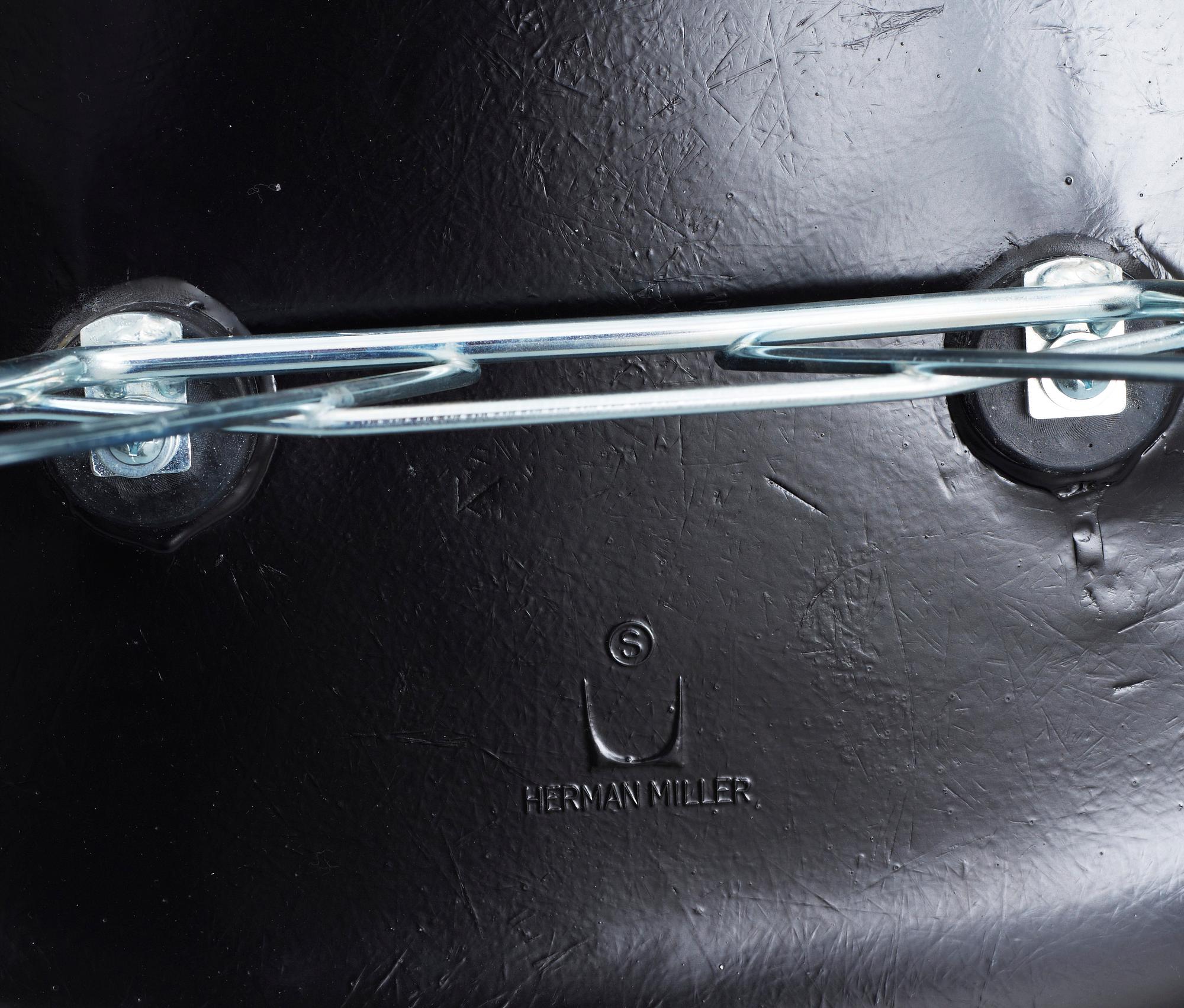 GUNGSTOL, Charles & Ray Eames för Herman Miller, 1900-talets andra hälft.