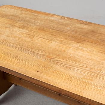 SPORTSTUGEMÖBEL, a pine dinner table and four chairs (3+1), one by Göran Malmvall, Svensk Fur, Sweden mid 20th century.