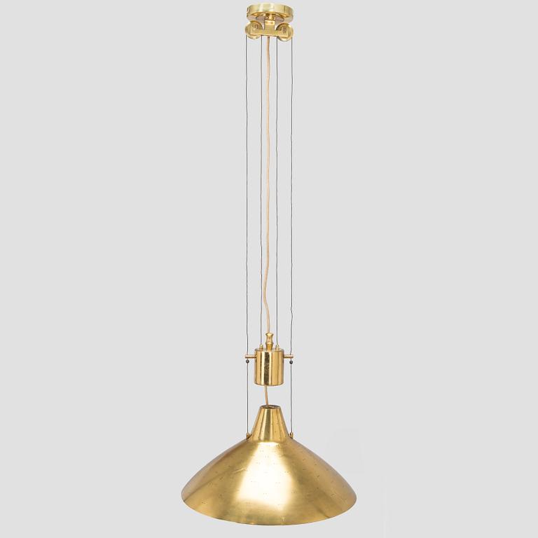Paavo Tynell, taklampa, modell A 1984 / 10201, för Taito 1900-talets mitt.