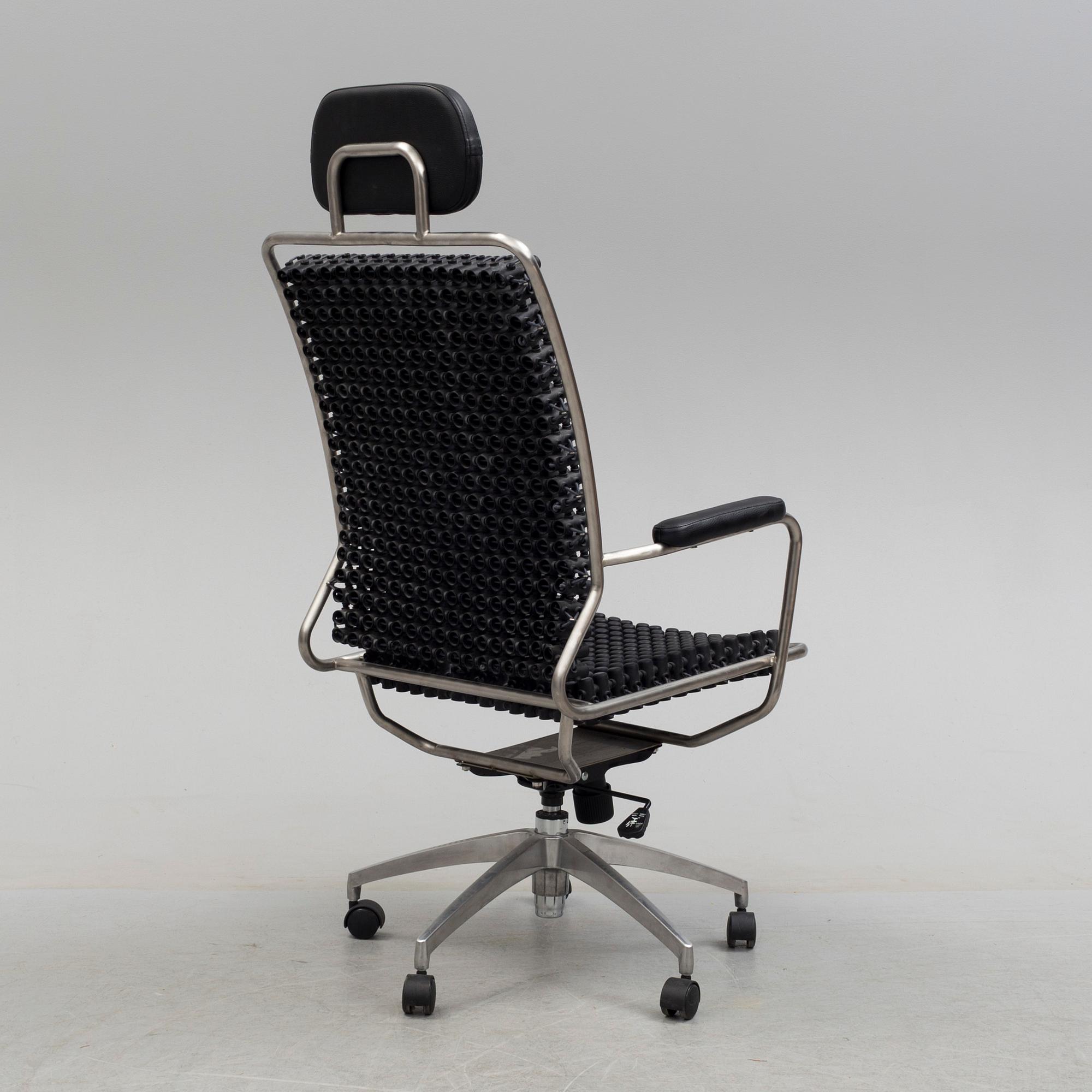 LEONARD THEOSABRATA, 'Director chair' Accupunto.