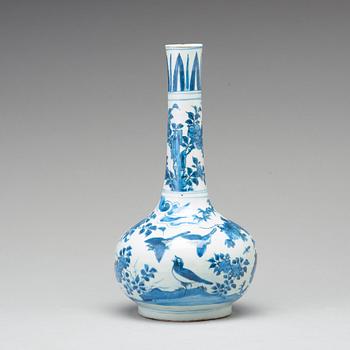 A blue and white vase, Ming dynasty, Wanli (1572-1623).