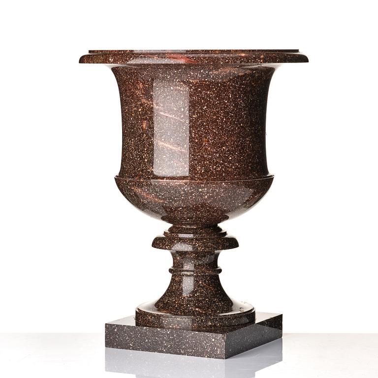 Urnor, ett par, Älvdalen, 1800-talets början, Sengustavianska.